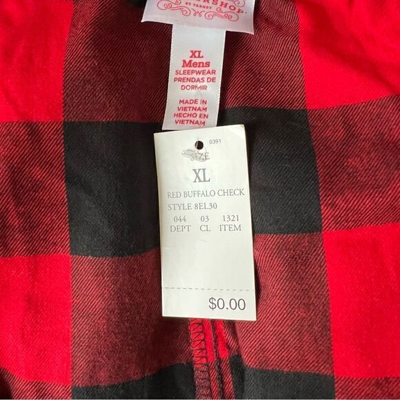 š Wondershop MenāsāHoliday Buffalo Check 2 pc PJ Set sizeāXL - Picture 5 of 7